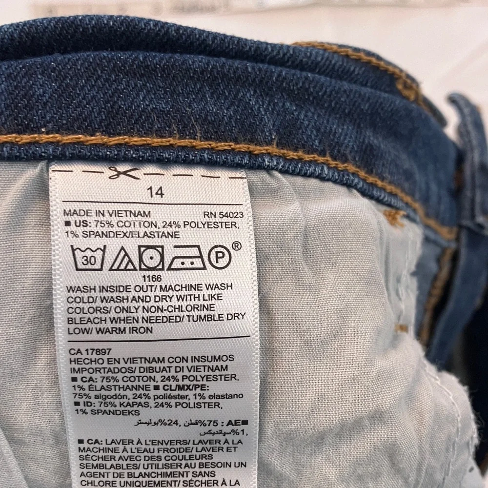 Old Navy Dark Blue Jean Shorts - Picture 5 of 6